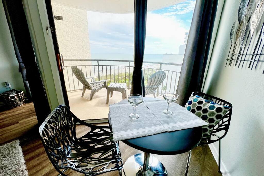 Ocean View Condo On The Beach! Myrtle Beach Exterior photo